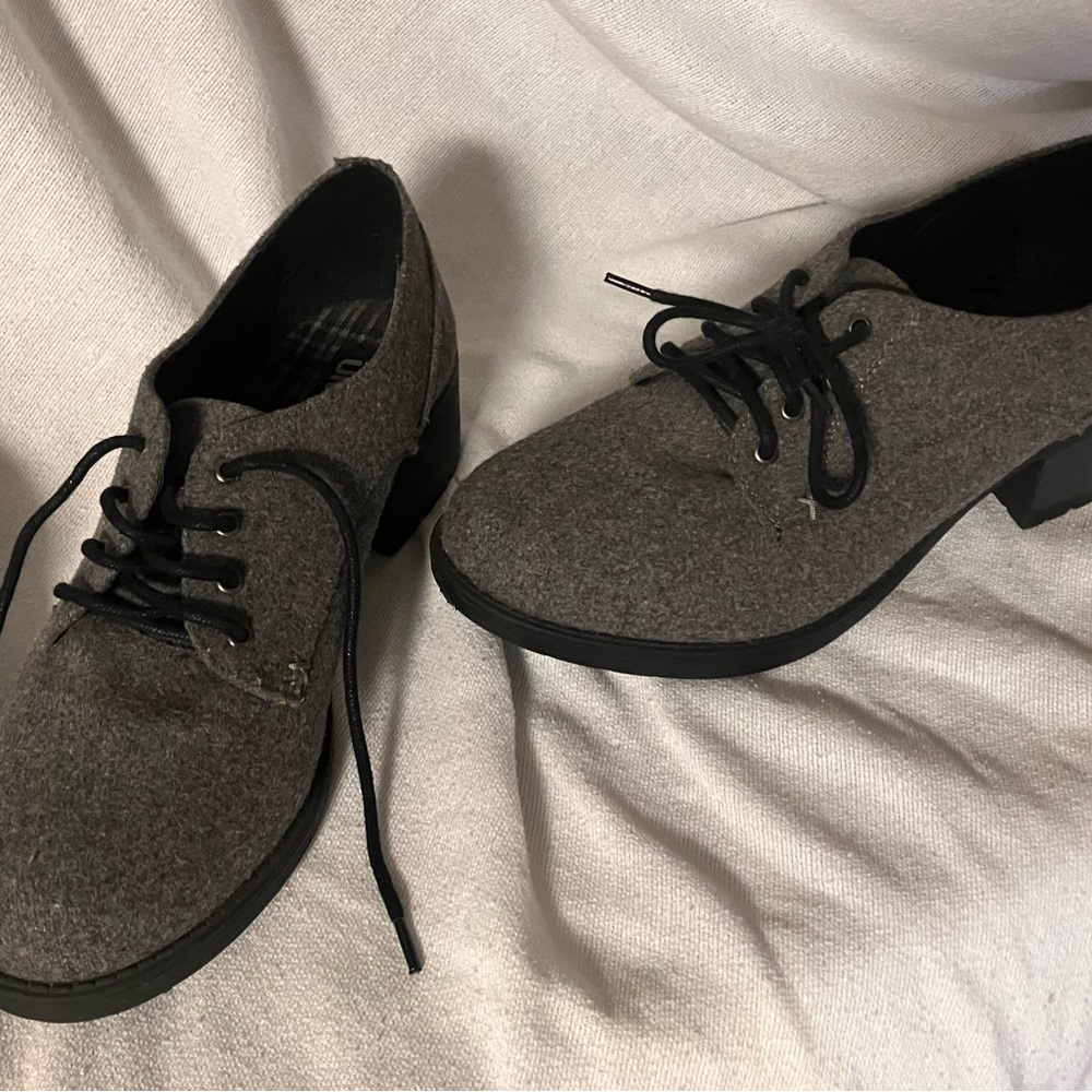 Gray Lace-Up Oxfords